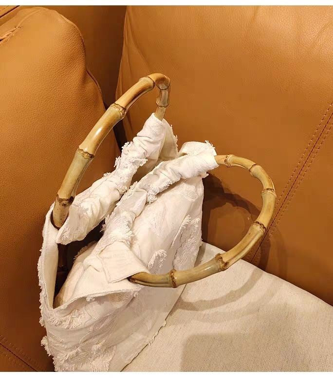 Retro Solid Color Floral Embroidery Lightweight Handbag MK2BK6W10BBG12