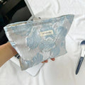 Trendy 3D-Flower Print Travel Toiletry Cosmetic Bag MK2BW6W10BOB397