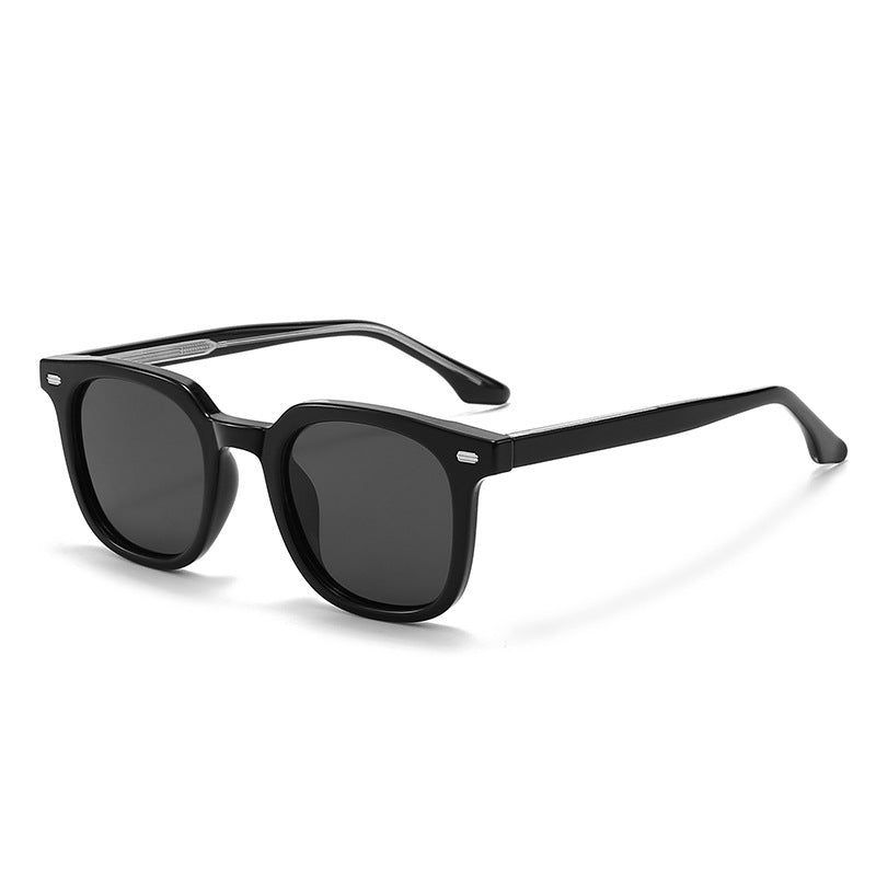 Stylish Frame Retro Polarized Sunglasses DP25B492