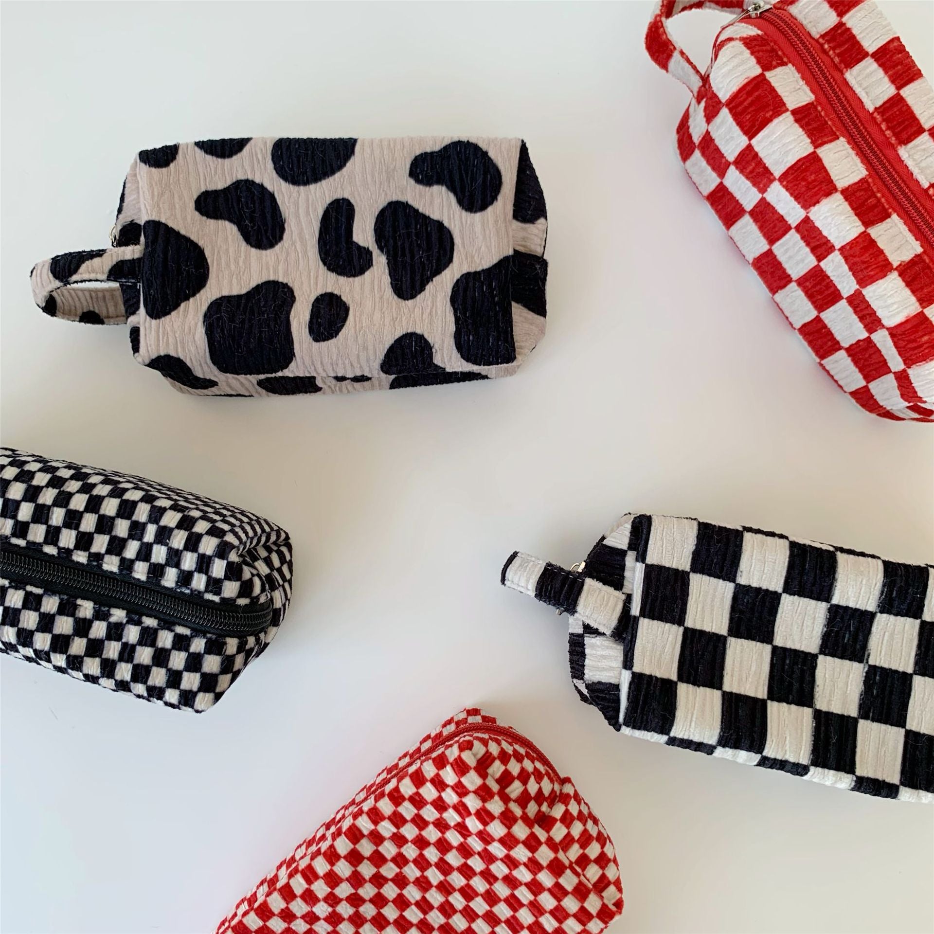 Color Block Plaid Pattern Velvet Makeup Bag MK2BW6S10BOB95