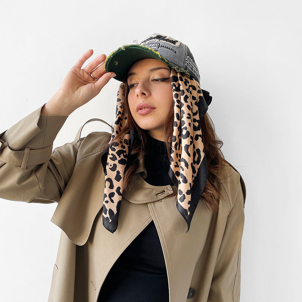 Leopard Letter Flower Print Square Scarf MK2BW6W6NSI28