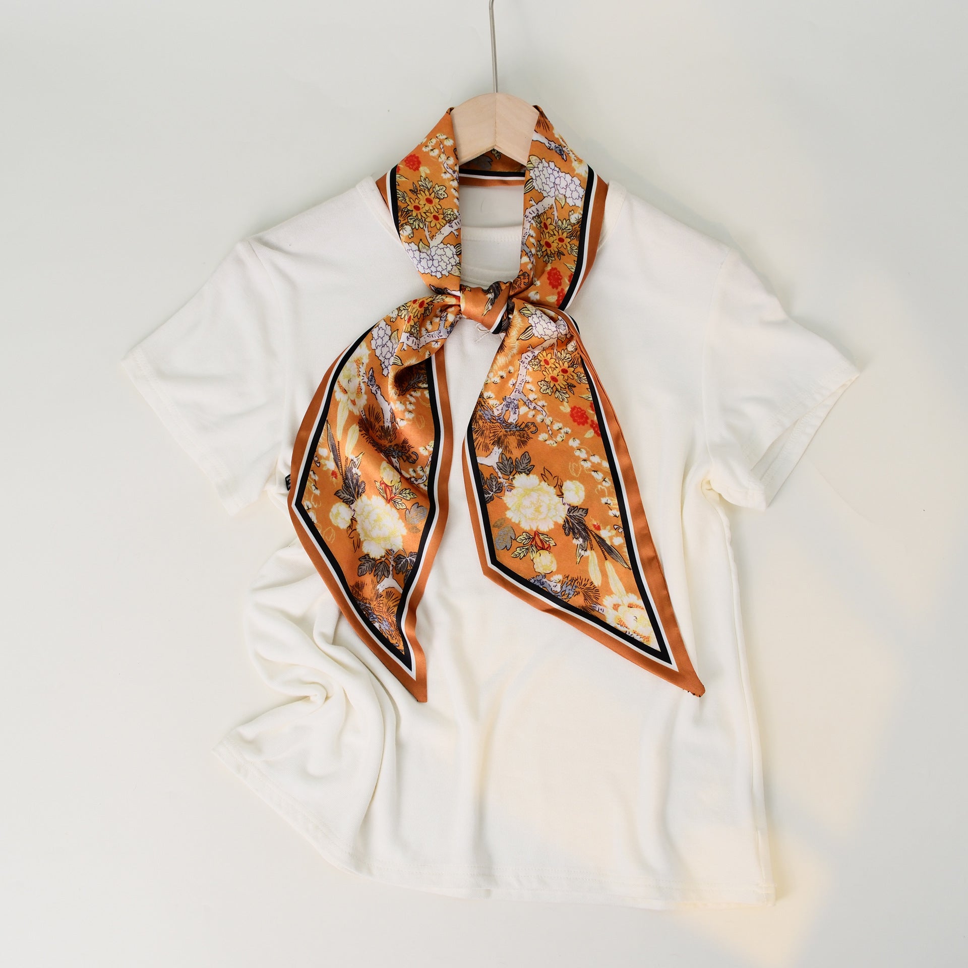 Stylish Checkerboard Pattern Silk Scarf 6W6NSI259