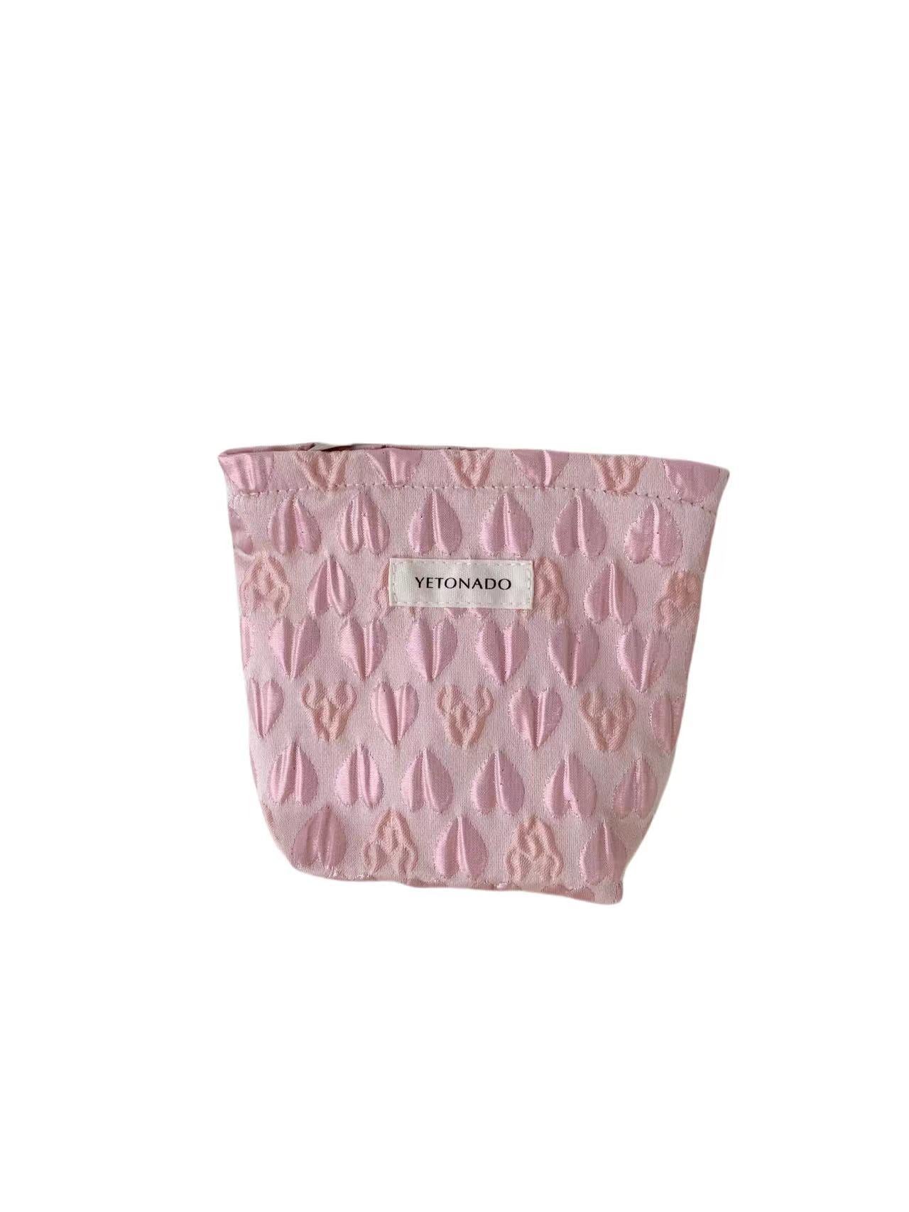Cute 3D Heart Print Outdoor Portable Cosmetic Bag 6S10BOB1109