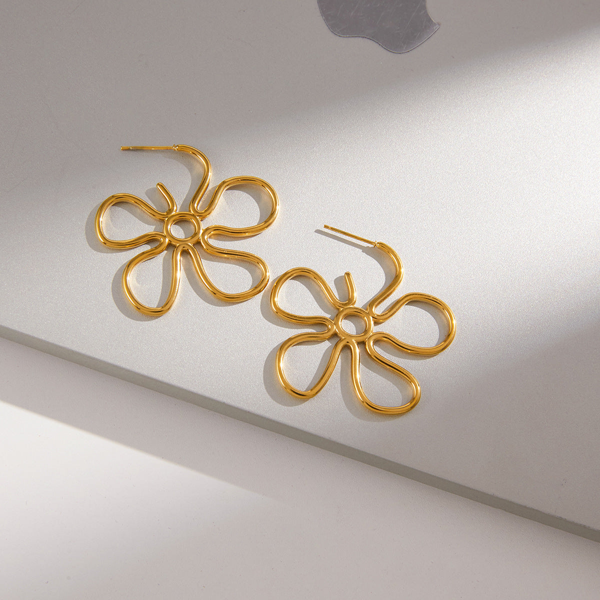 Vintage Gold Flower Dangle Earrings - DippedShop Wholesale - #4003