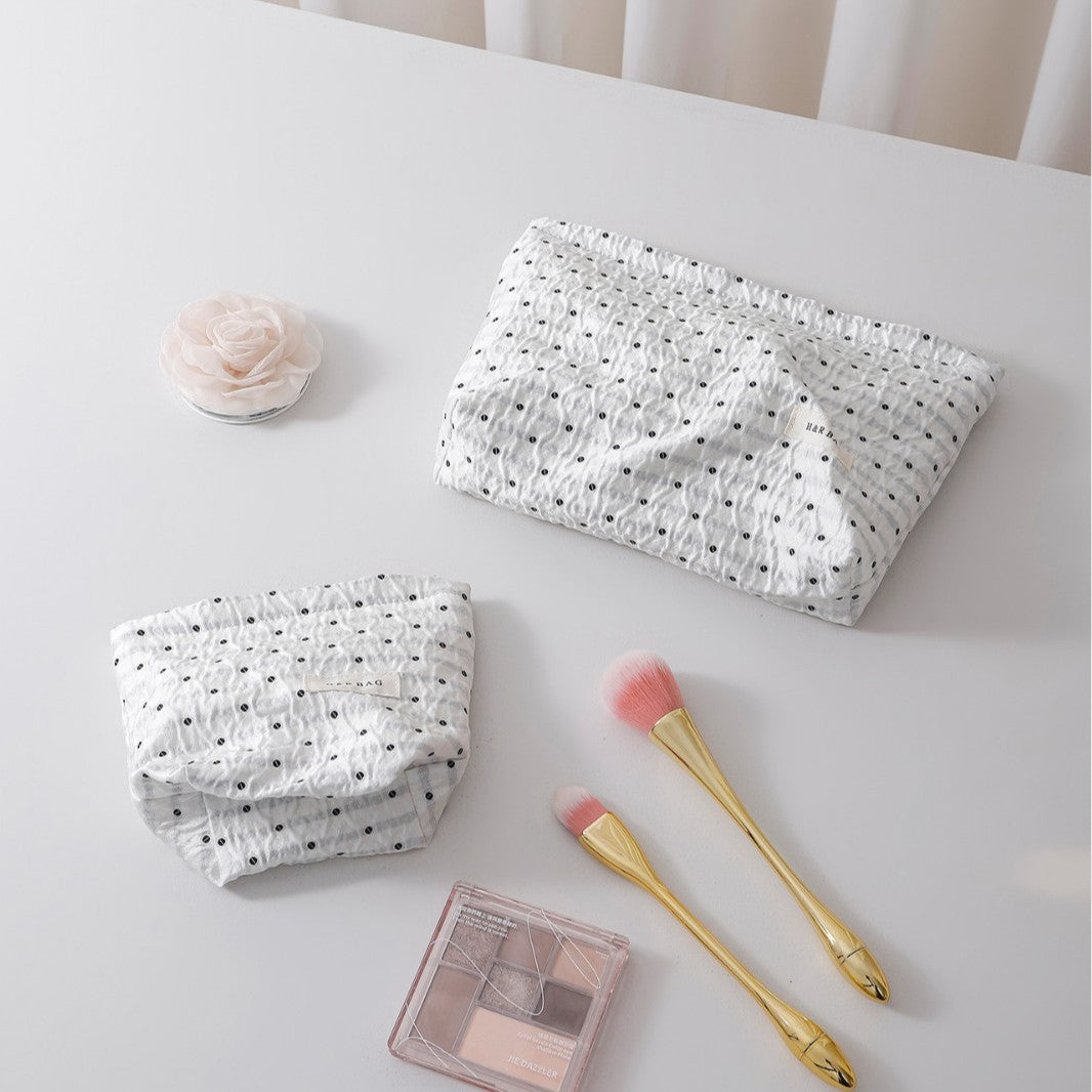 Minimalist Polka Dot Portable Makeup Bag DP25C585