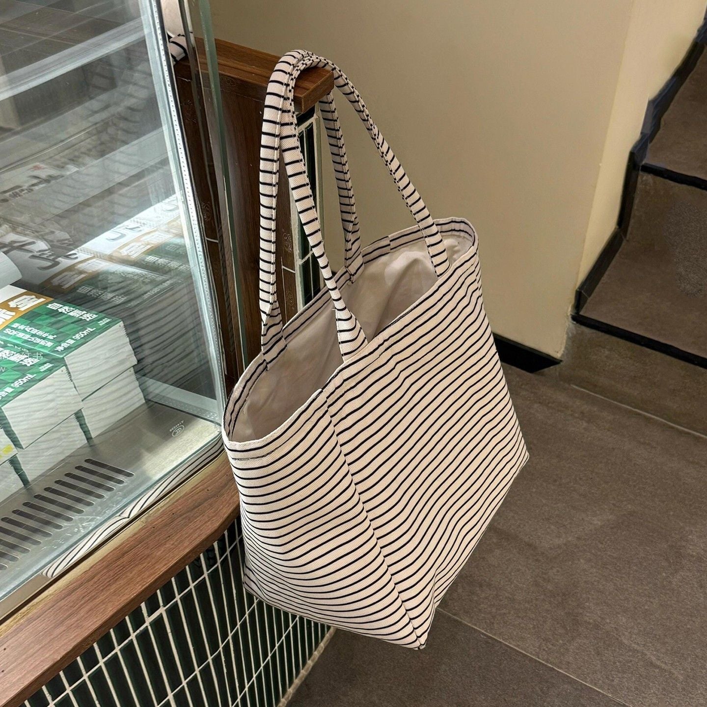 Stylish Striped Large Capacity Tote Bag MK2BLW6W10BBG574