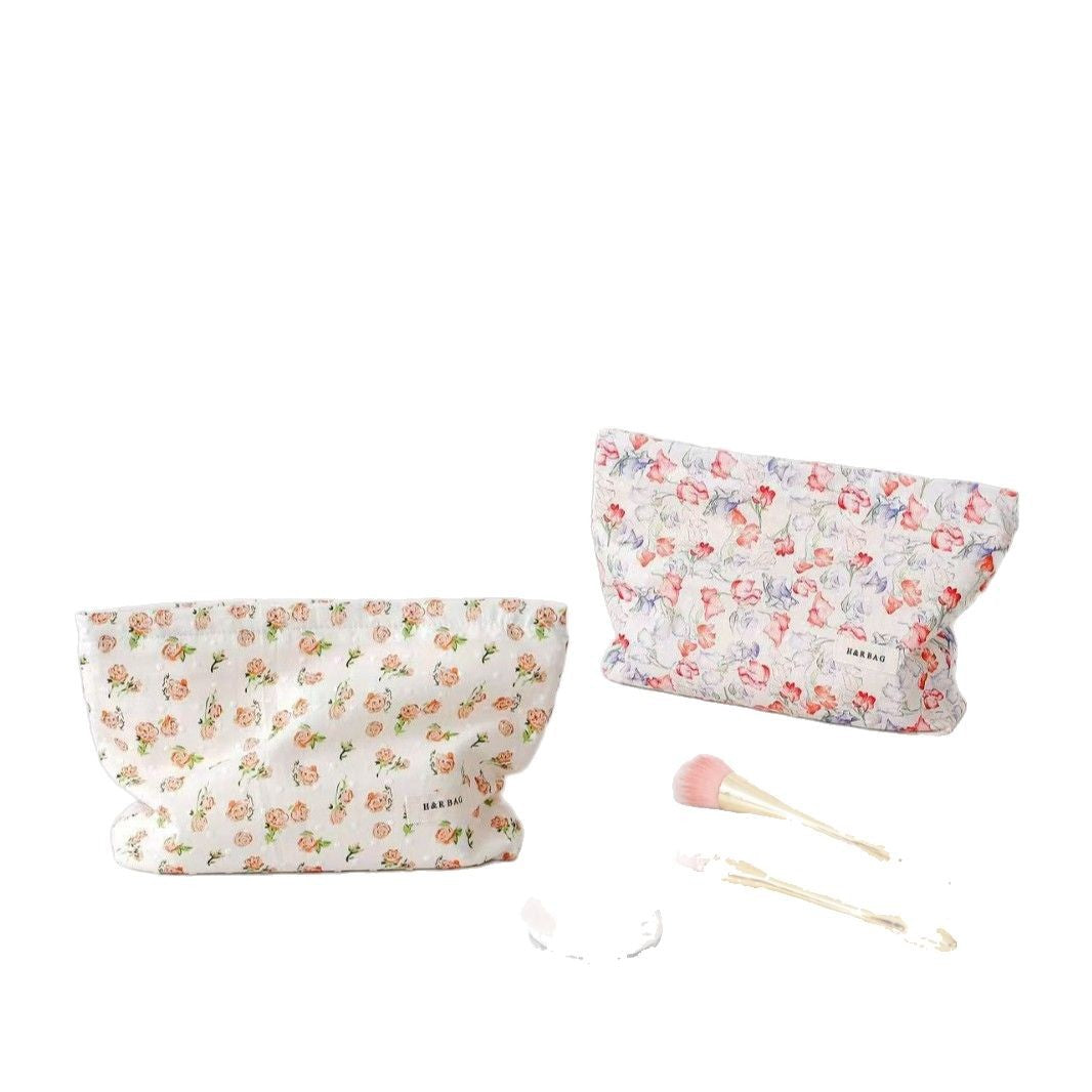 Cute Flower Printed Cotton Makeup Bag DP25C706