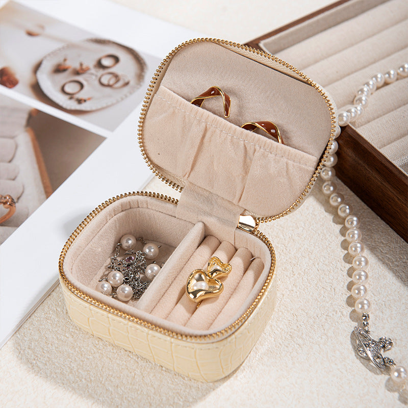 Trendy Portable Travel PU Jewelry Case 6W13HSJ125