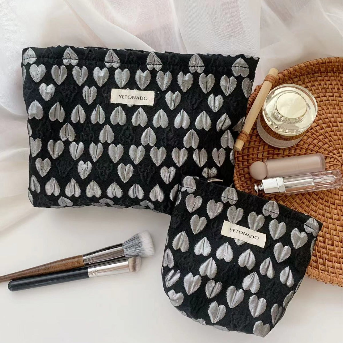 Cute 3D Heart Print Outdoor Portable Cosmetic Bag 6S10BOB1109