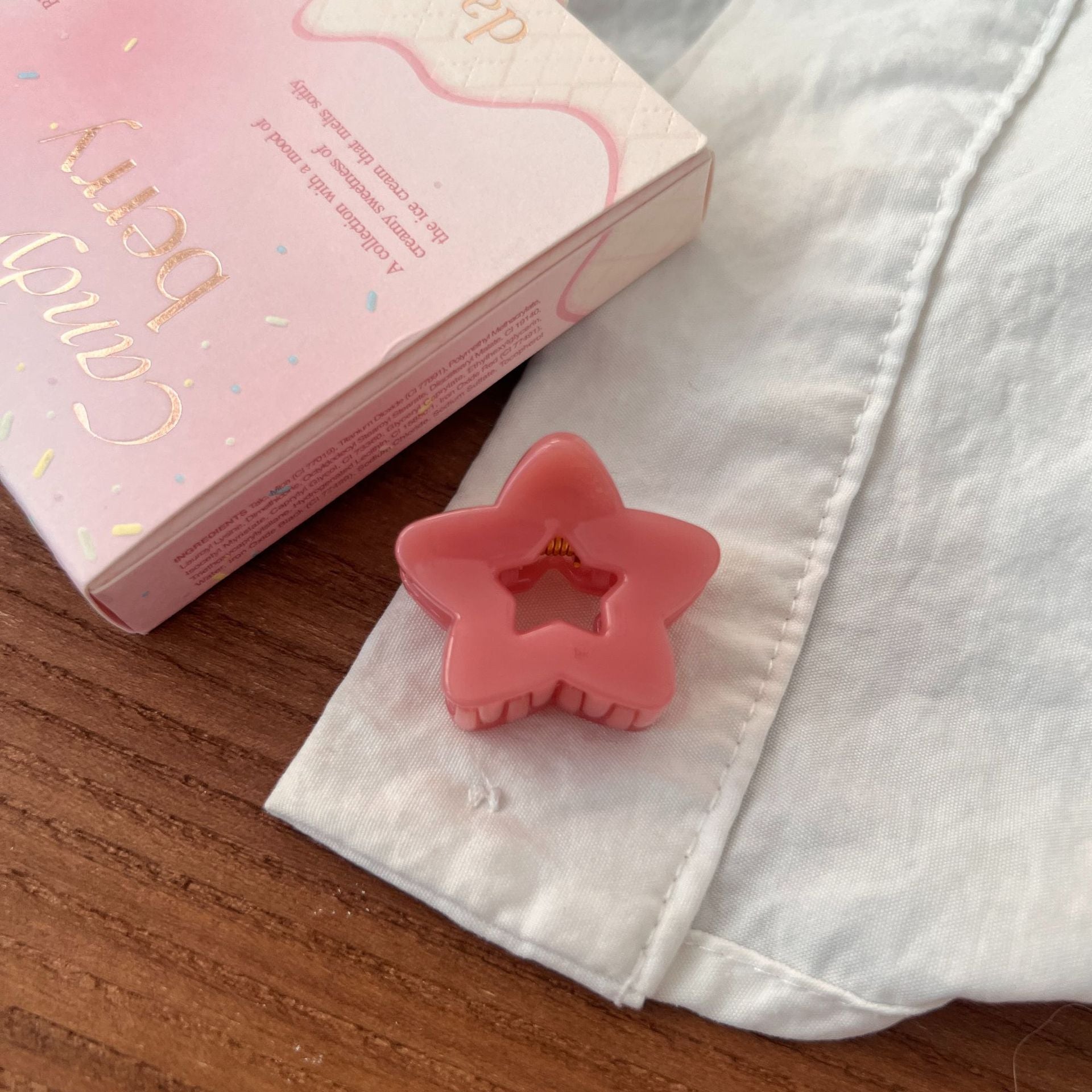 Minimalist Solid Color Hollow Star Hair Clip 8AS6HCP390L