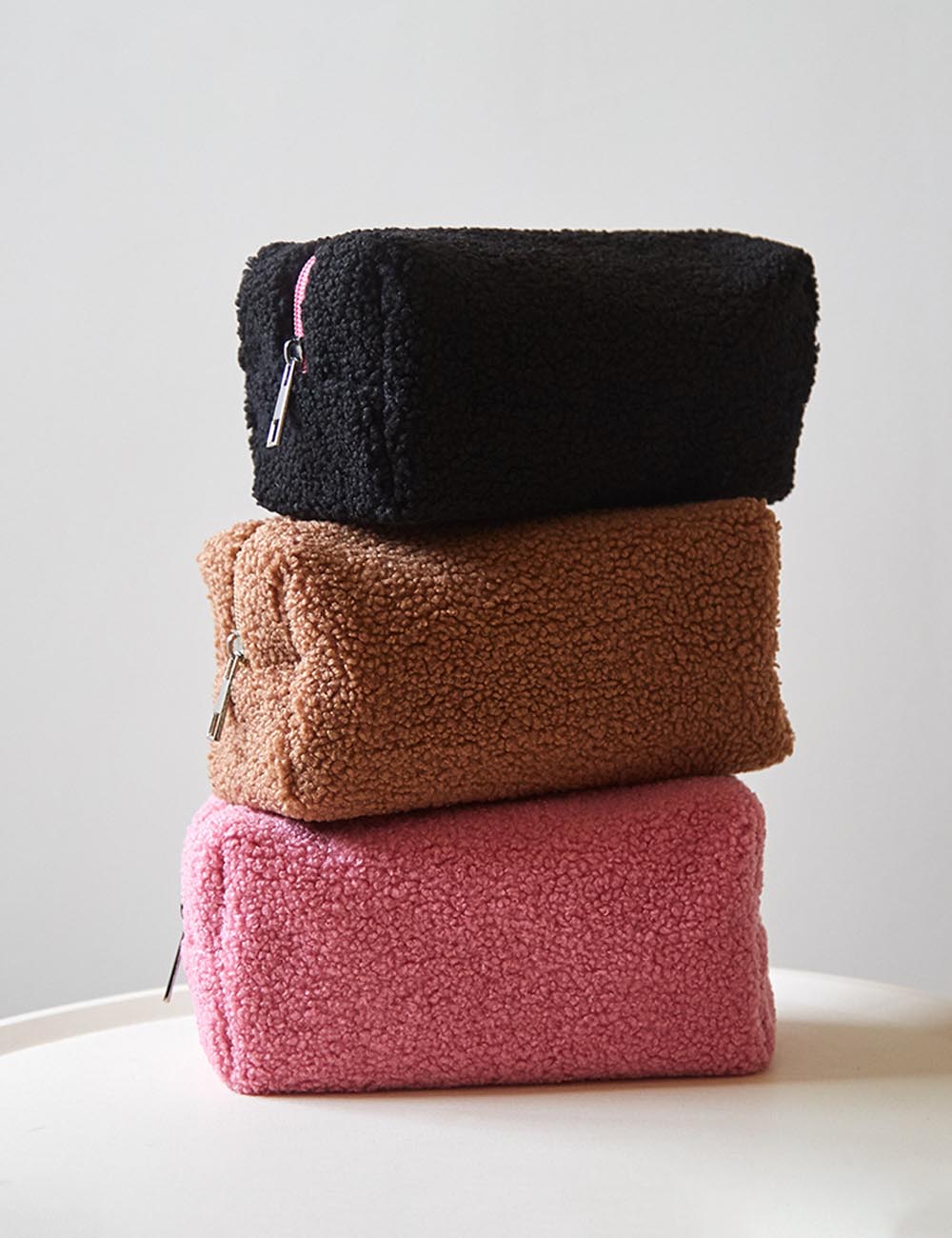 Solid Color Plush Portable Cosmetic Bag DP25H552