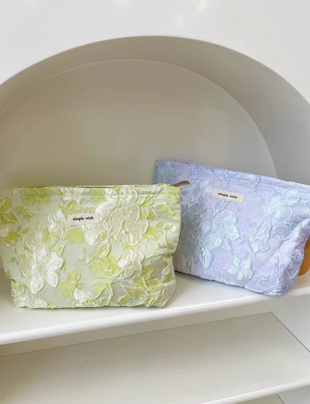 Flower Embossed Makeup Bag - DippedShop Wholesale - #0659