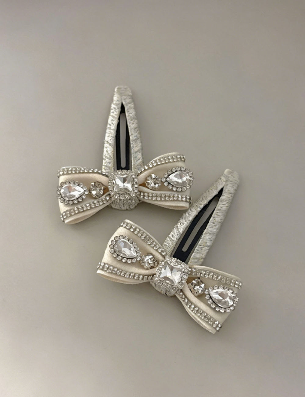 Sparkly Rhinestone Bow Clip - DippedShop Wholesale - #4819