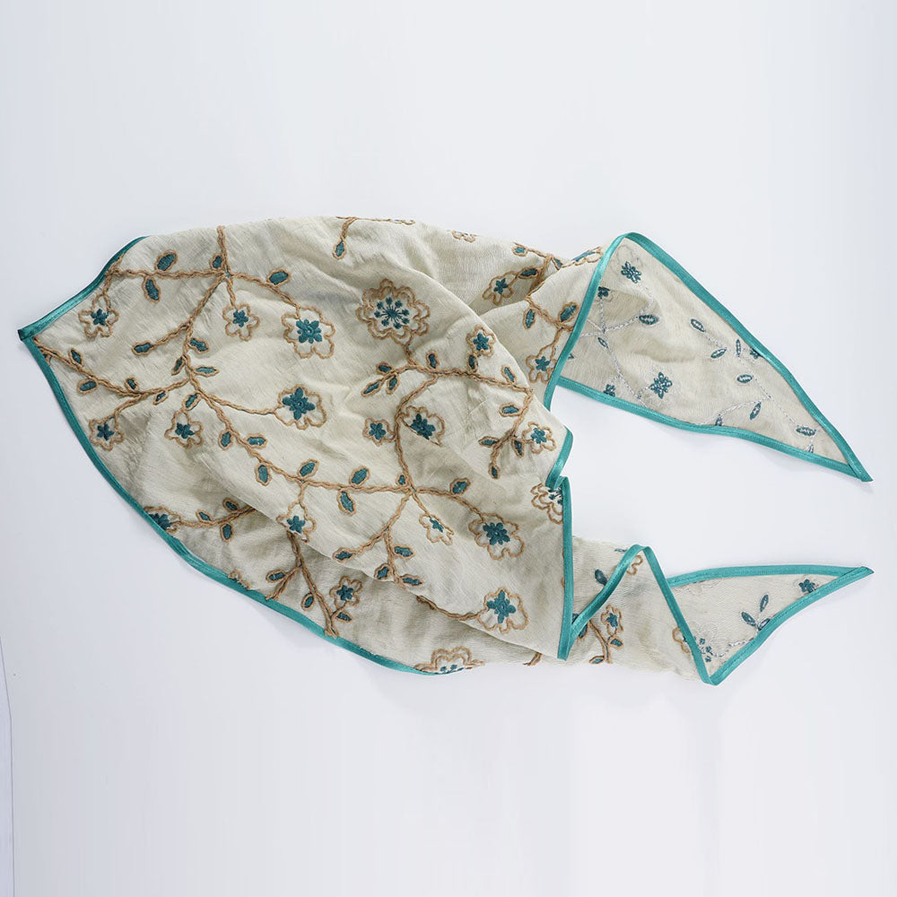 Bohemian Floral Embroidered Triangle Scarf MK2BK6W6HHS24