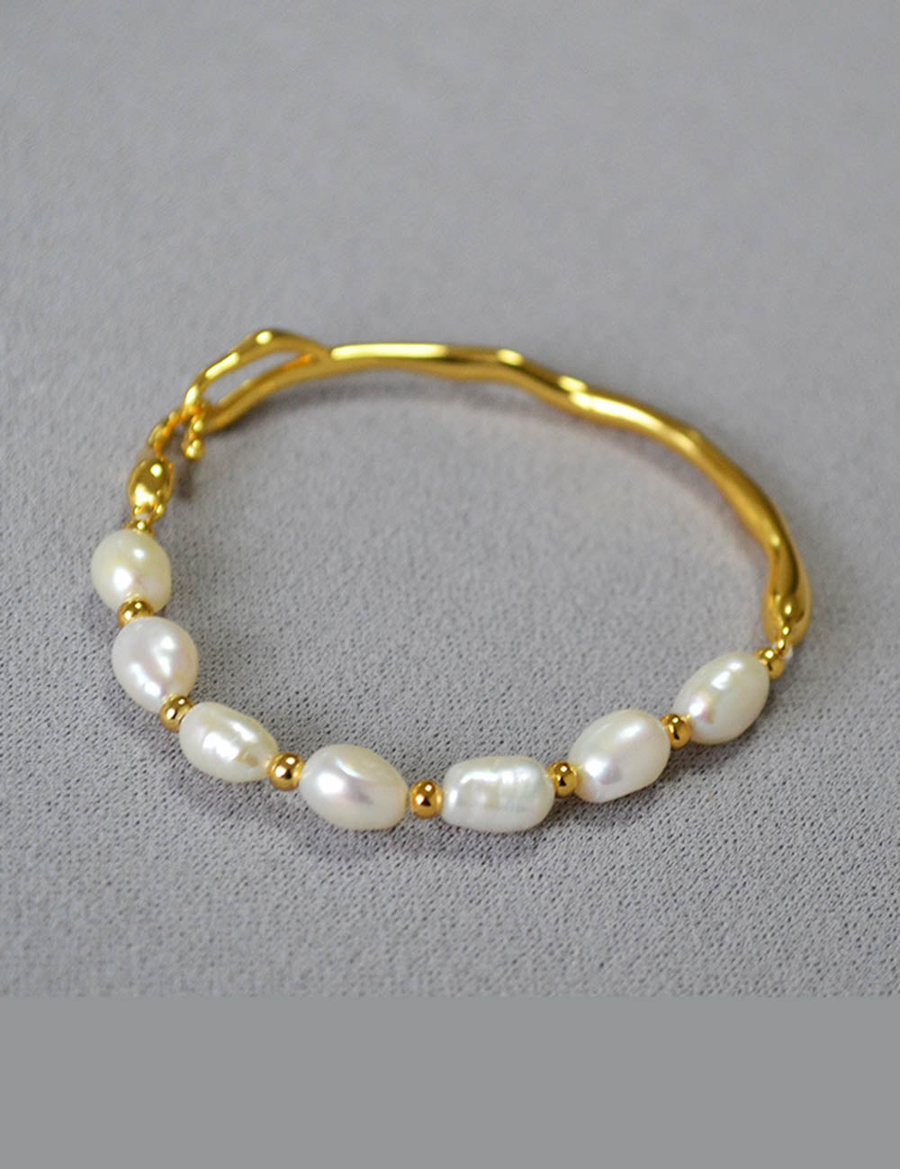 Baroque Pearl Gold Plated Irregular Bracelet DP25E781