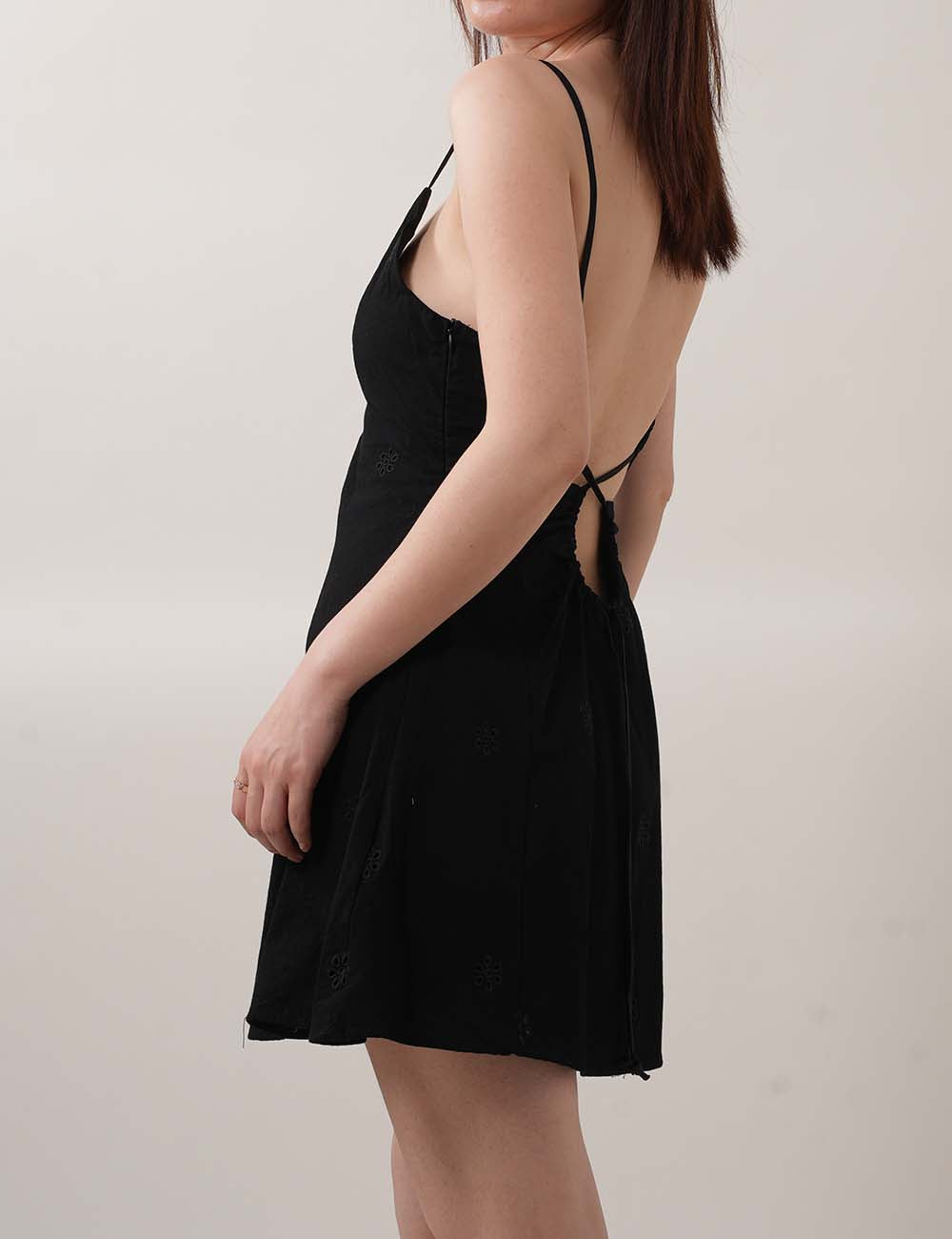 Sexy Embroidery Buttons Spaghetti Mini Dresses DP25C427