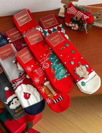 Christmas Cartoon Reindeer Cozy Crew Socks DP25G752
