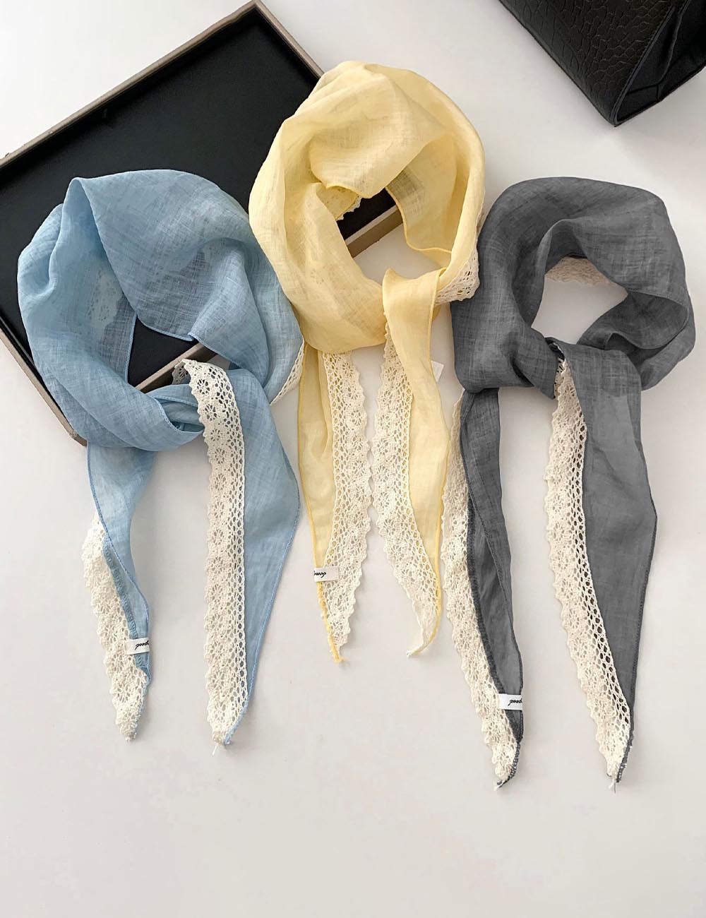 Elegant Lace Triangle Scarf - DippedShop Wholesale - #2115