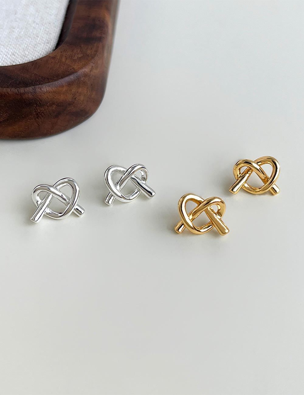 Minimalist Gold Knot Studs - DippedShop Wholesale - #9747