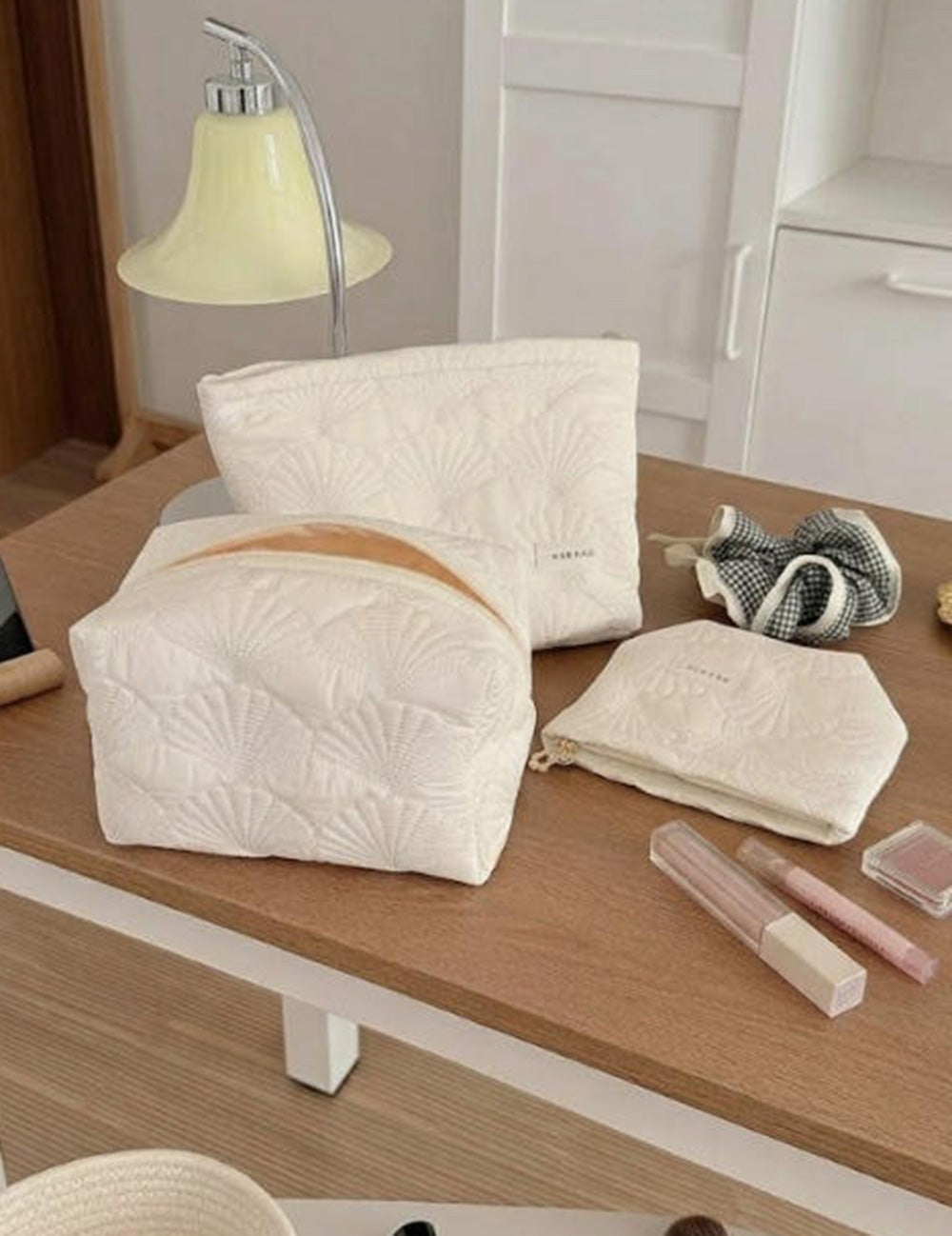 Minimalist Quilted Cosmetic Bag - DippedShop Wholesale - #0707