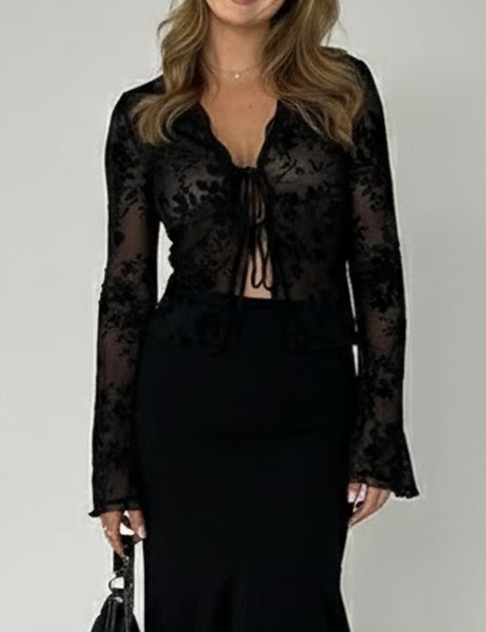 Elegant V-Neck Ruffled Long Sleeve Chiffon Blouse DP26I458