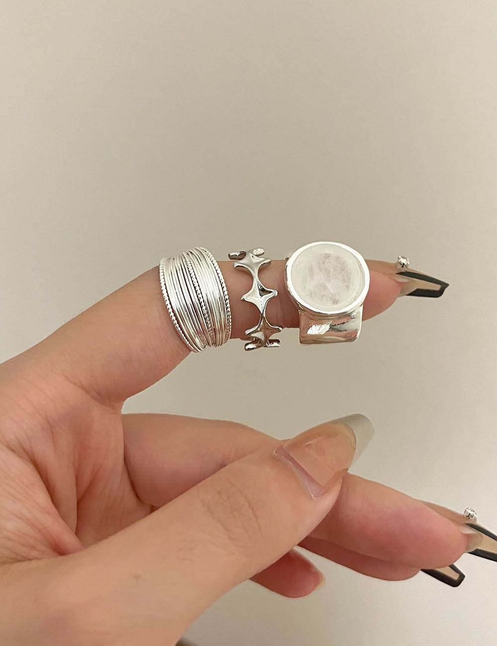 Trendy Star Pattern Silver-Tone Open Rings DP25F768