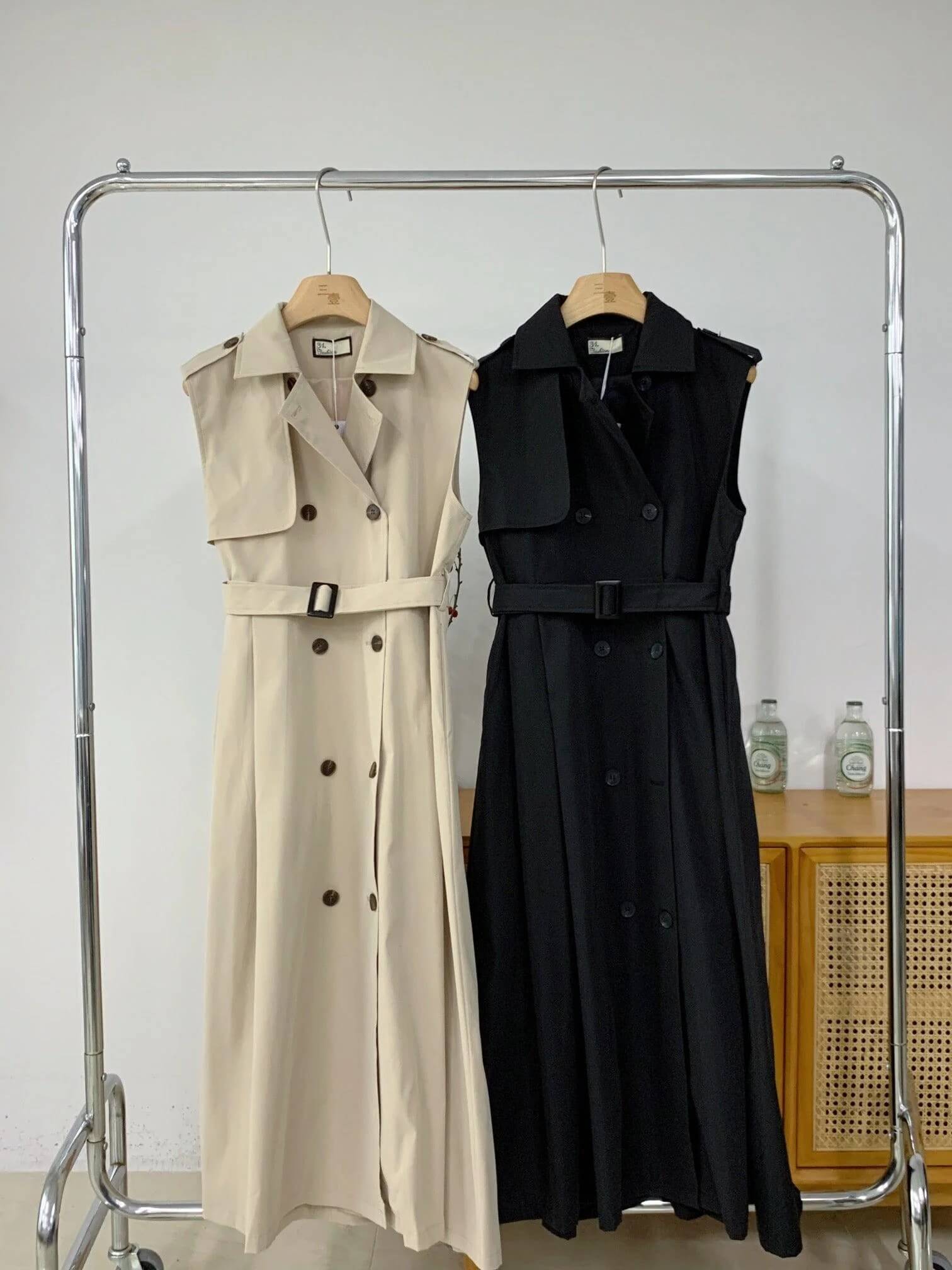 Sleeveless V-Neck Trench Coat - DippedShop Wholesale - #3603