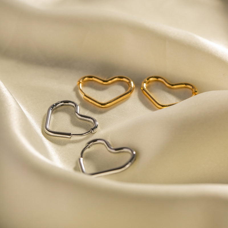 Titanium Plated 18K Gold Heart Shape Steel Earrings DPJE1283