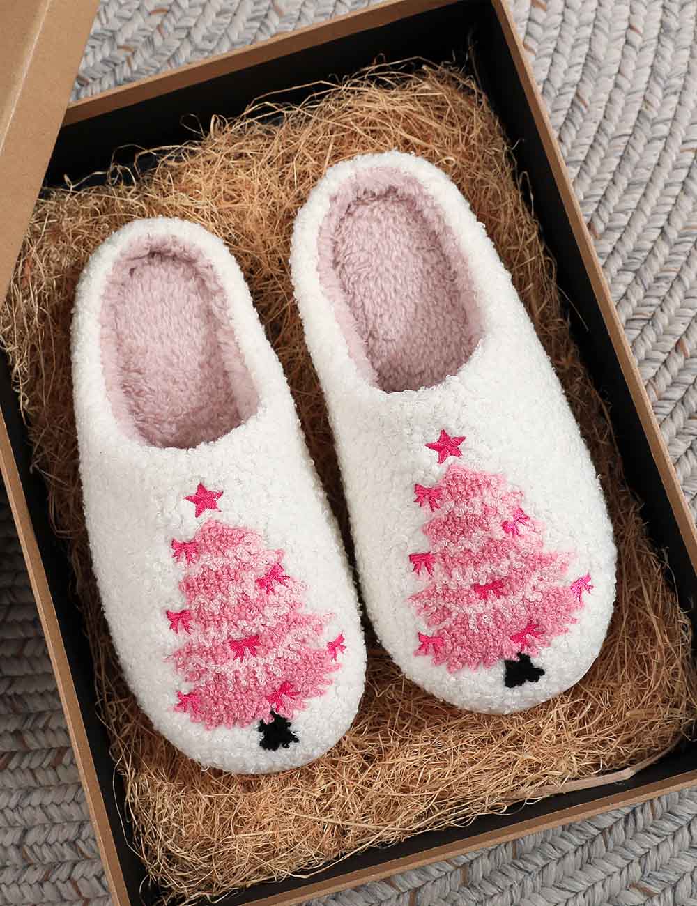 Pink Christmas Tree Print Plush Winter Slippers DP25H488