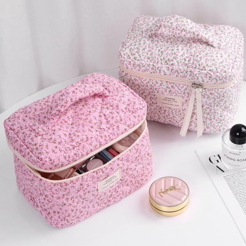 Cute Flower Print Portable Makeup Bag DP25E865