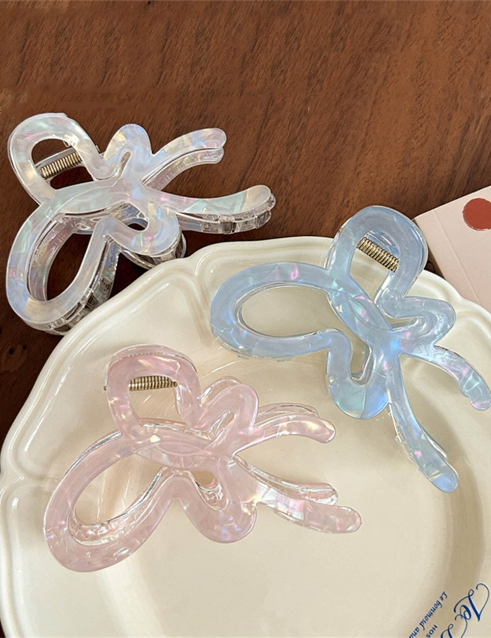 Trendy Large Hollow Out Butterfly Hair Claw DP25B967