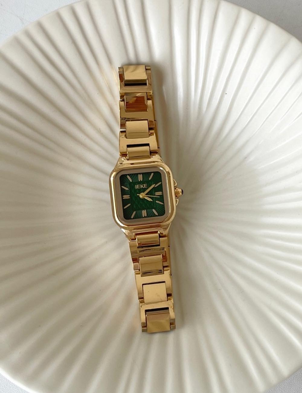 Trendy Square Dial Stainless Steel Bracelet Watch DP25F753