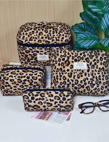 Large Capacity Leopard Print Quilted Makeup Bag DP25H557