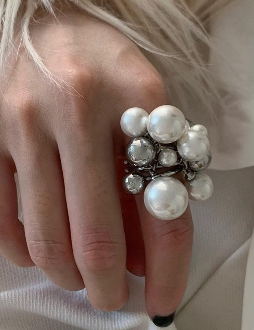 Trendy Double Layer Exaggerated Pearl Statement Ring 8ZA6JRG128L