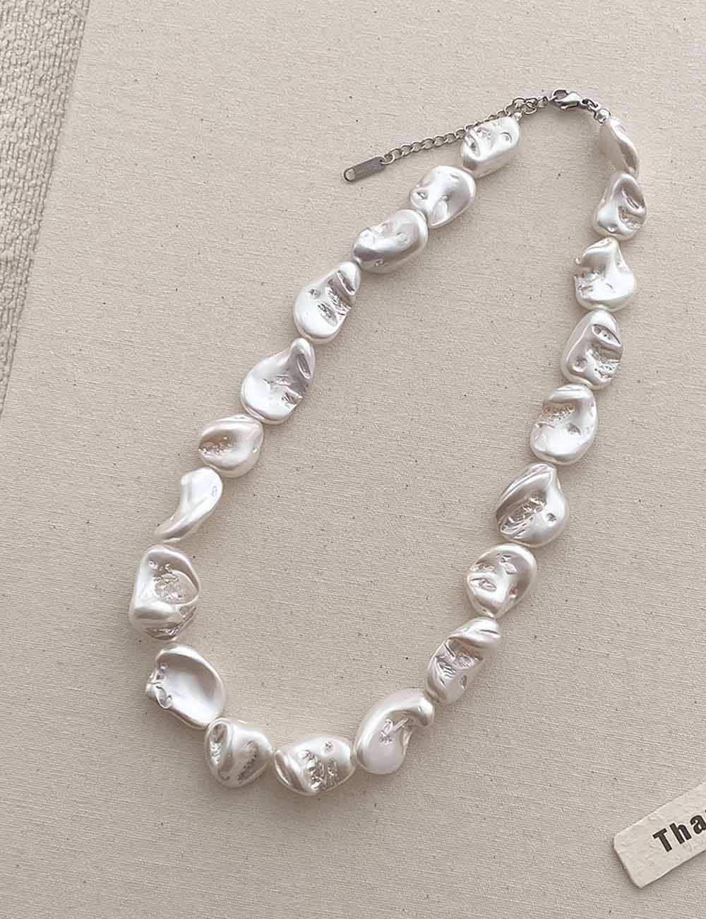 Elegant Baroque Pearl Choker - DippedShop Wholesale - #0147