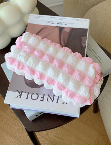 Cute Soft Ruched Makeup Pencil Pouch DP25E939