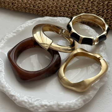 Irregular Metal Acrylic Layered Bracelets DP25B565