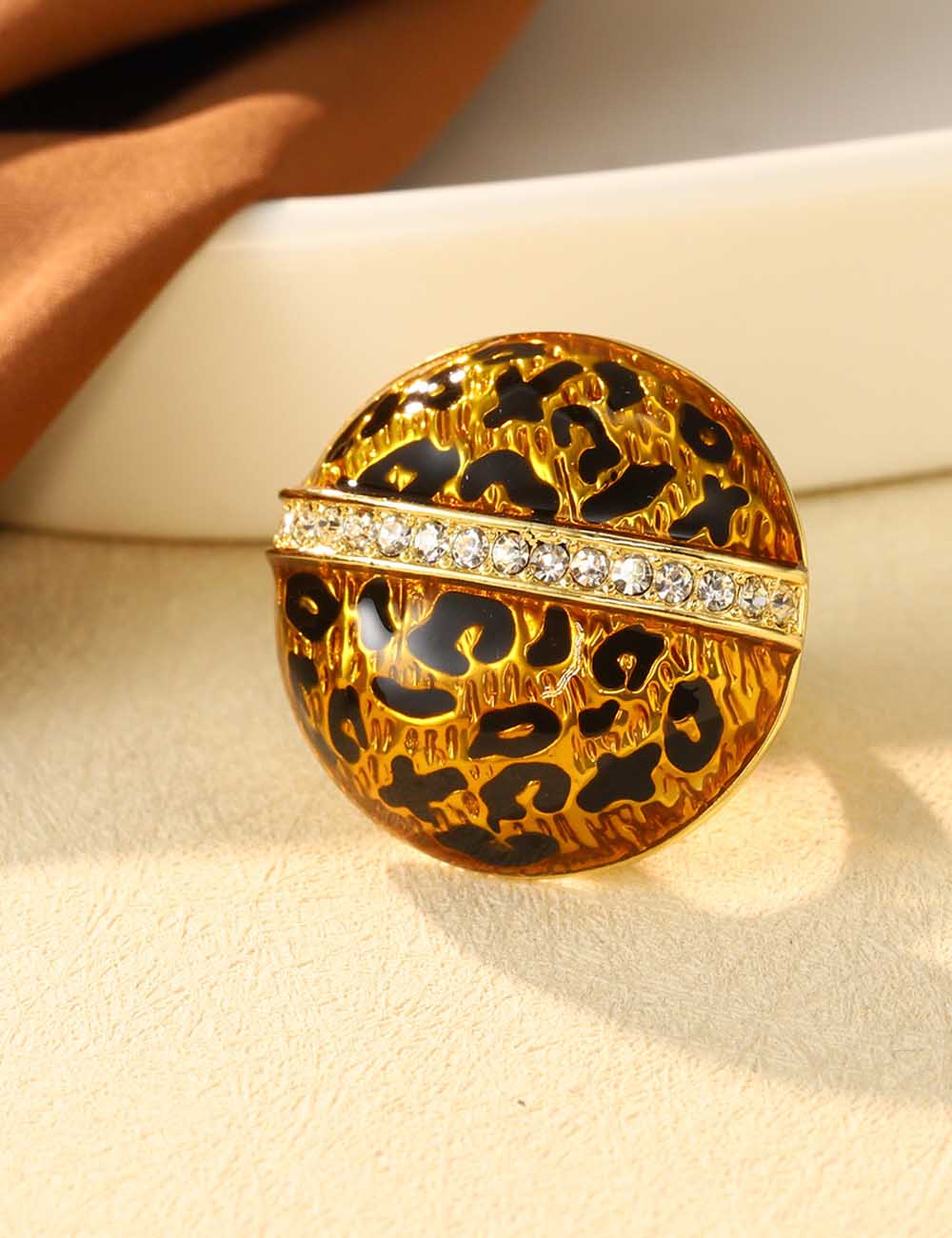 Vintage Enamel Leopard Print Heart Ring DP25F774