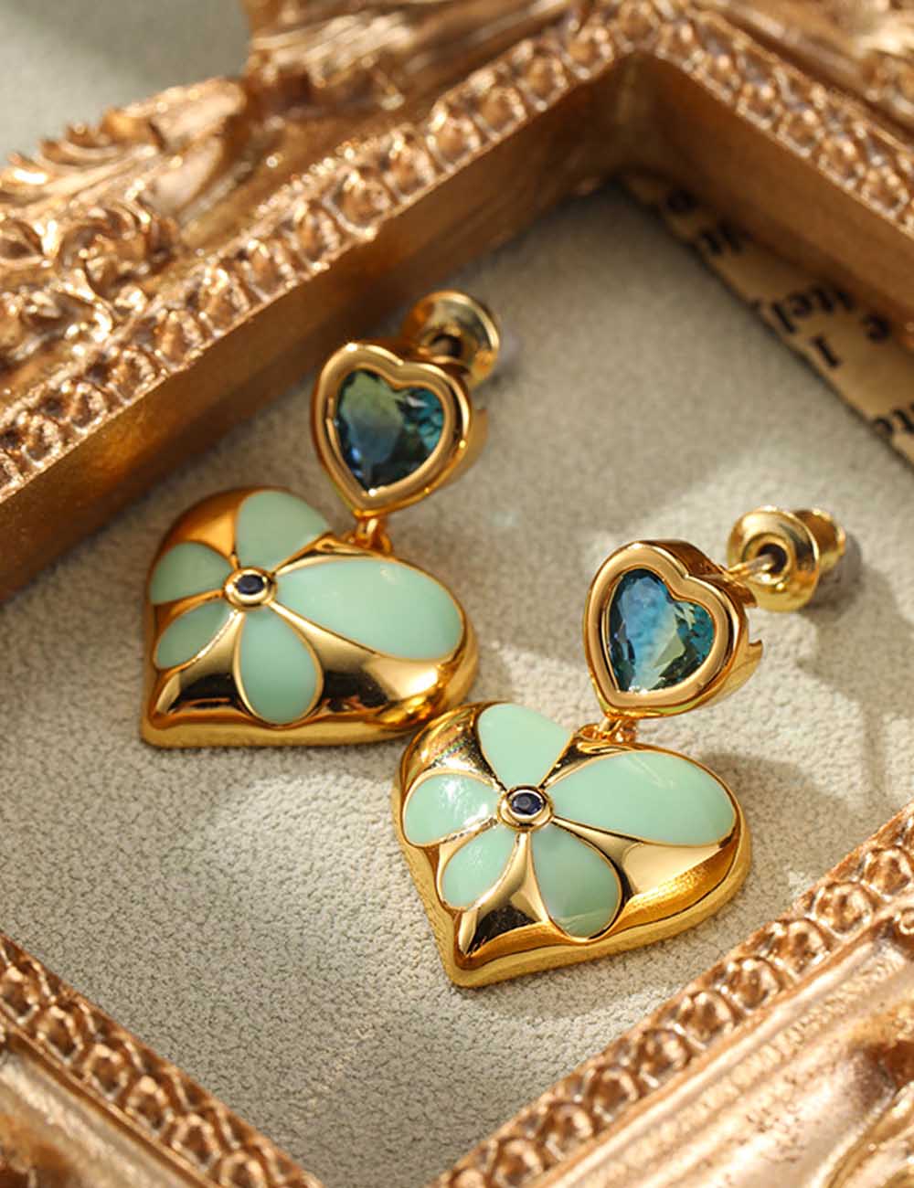 Vintage Flower Enamel Heart Drop Earrings DP25E591