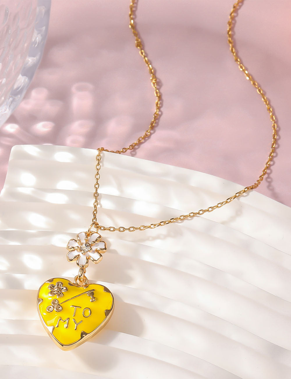 Trendy Heart Pendant Enamel Chain Necklace DP25E789