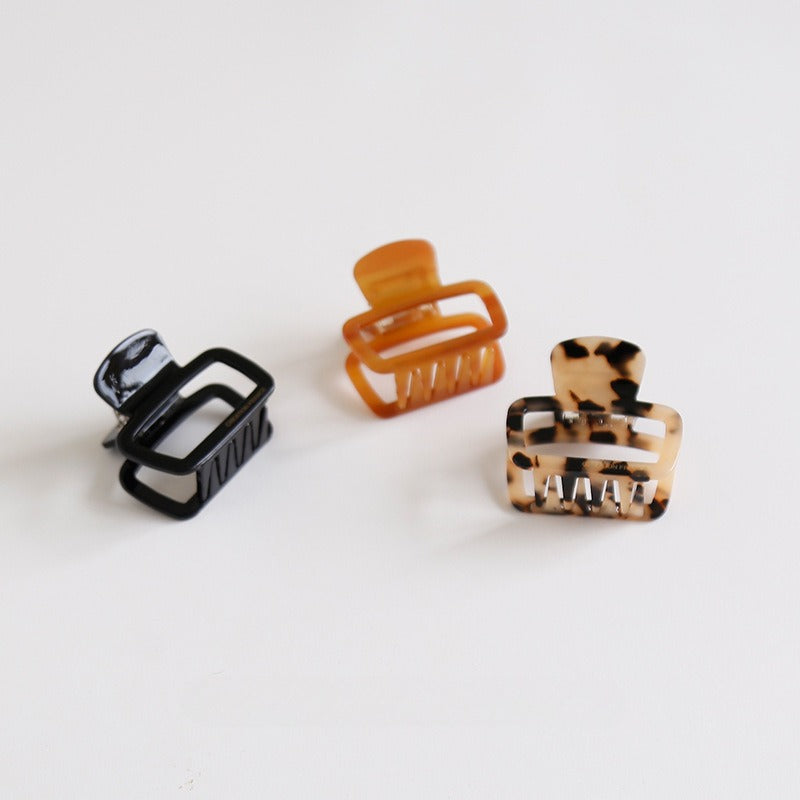 Minimalist Acetate Square Medium Hair Clip DP25B962