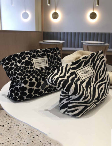 Leopard Print Large Capacity Makeup Bag DP25E857