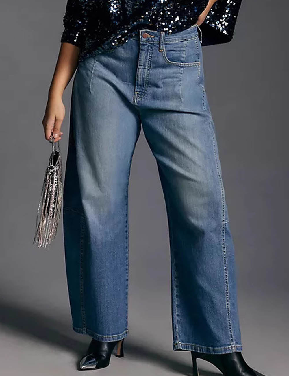 Simple Washed Straight Leg High Waist Jeans DP25G690