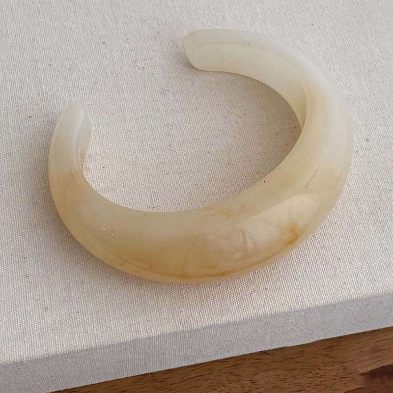 C-Shape Resin Bracelet - DippedShop Wholesale - #2563