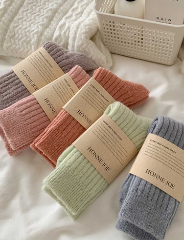 Casual Solid Color Thicken Plush Crew Socks DP25H538