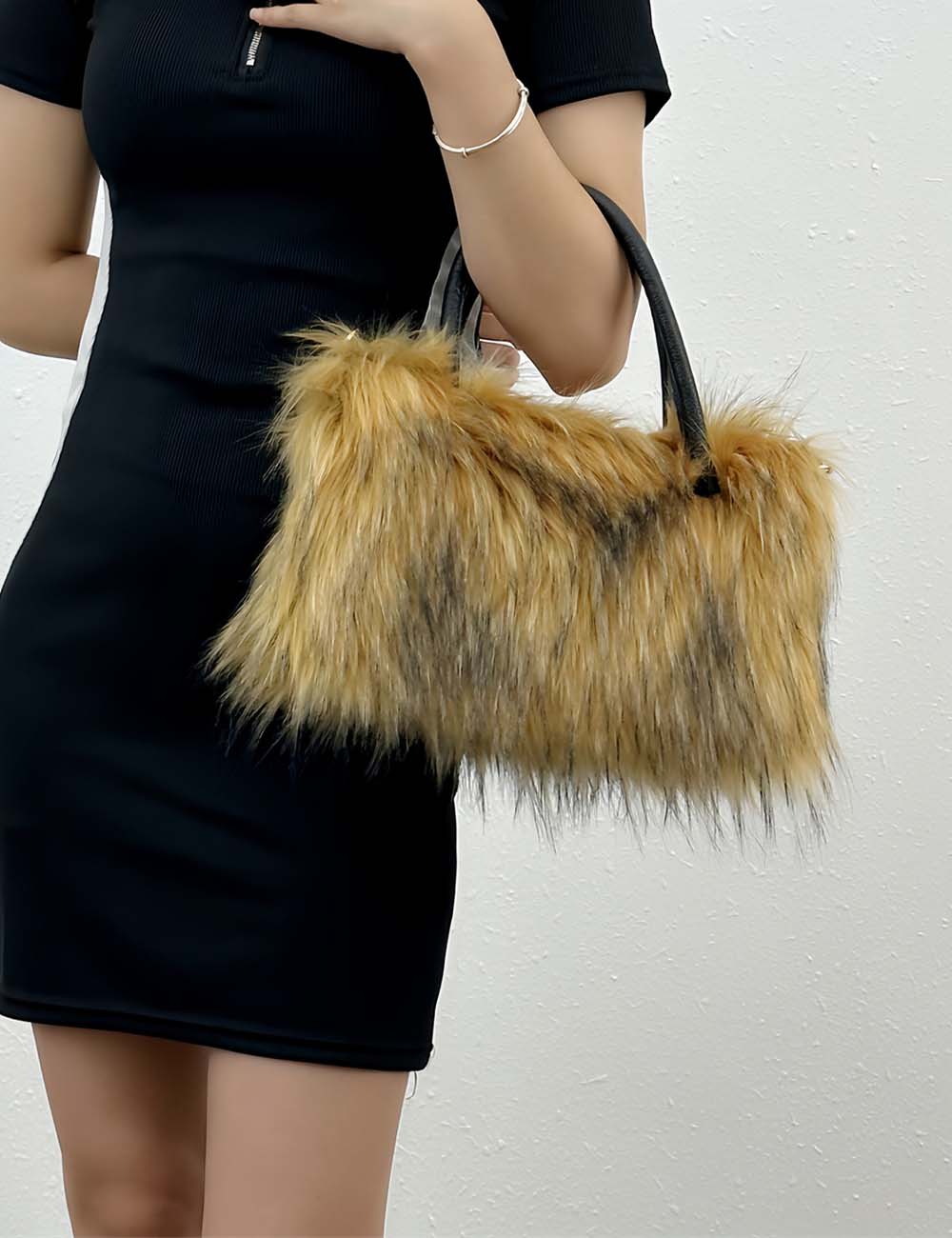 Fluffy Faux Fur Large Capacity Tote Handbag DP25G663