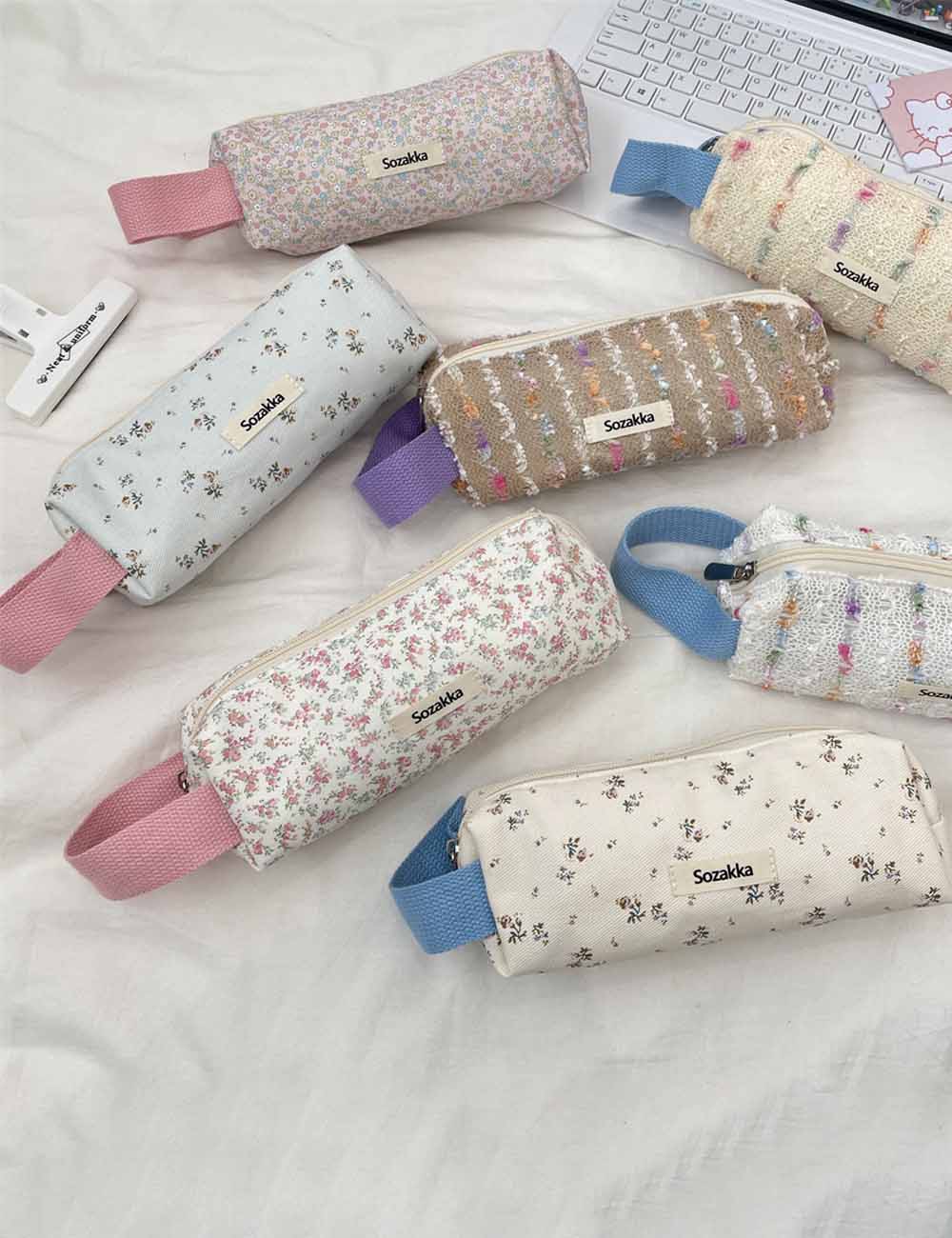 Simple Flower Print Makeup Pencil Pouch DP25E948