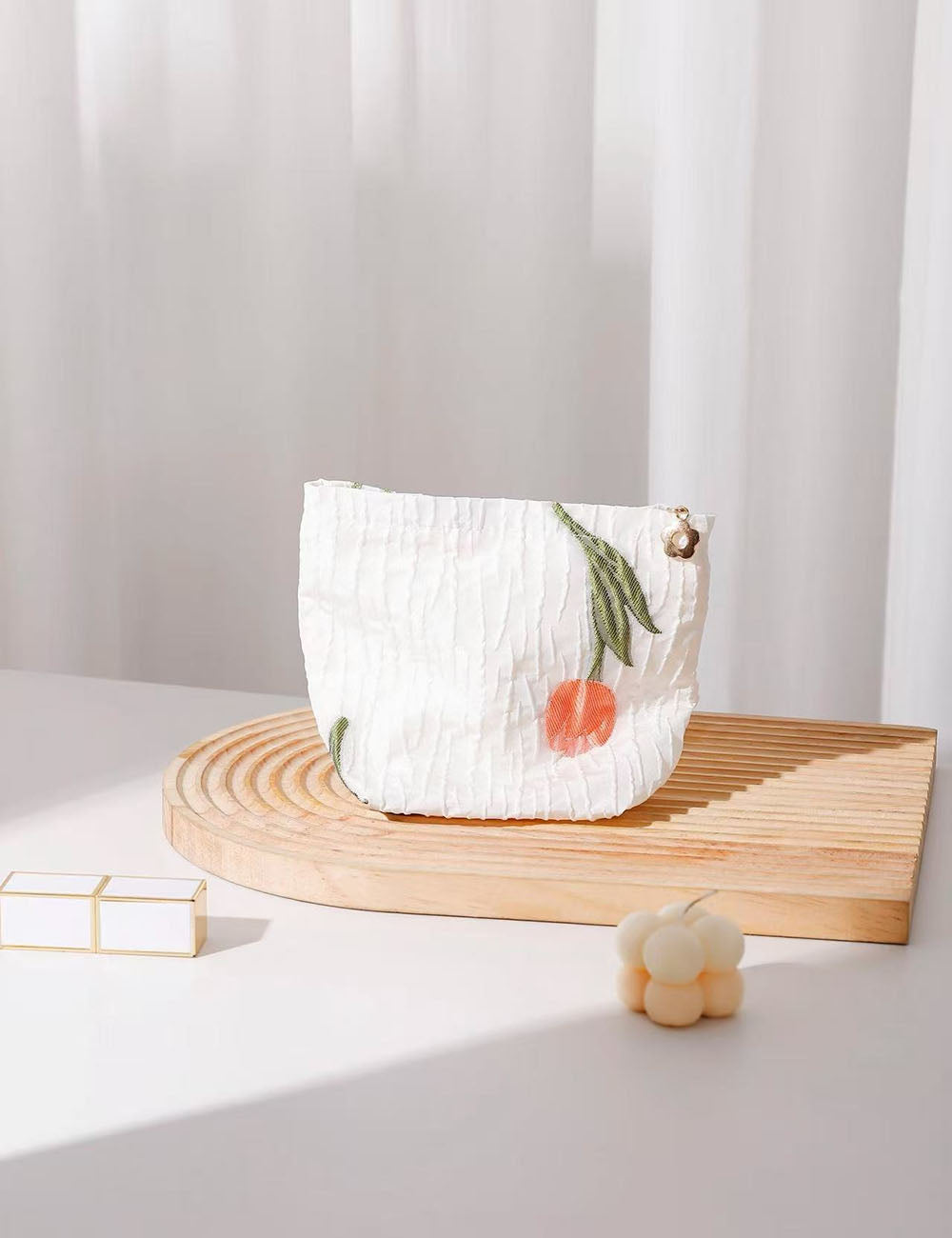 Tulip Jacquard Pleated Cosmetic Bag - DippedShop Wholesale - #6579
