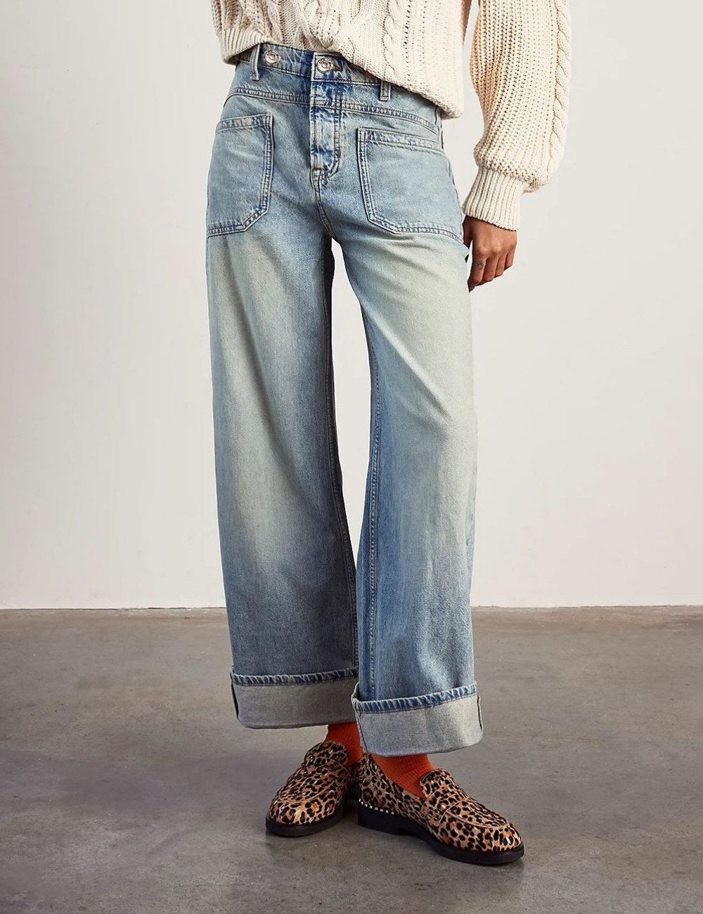 Washed Street Straight Leg Jeans DP25A478