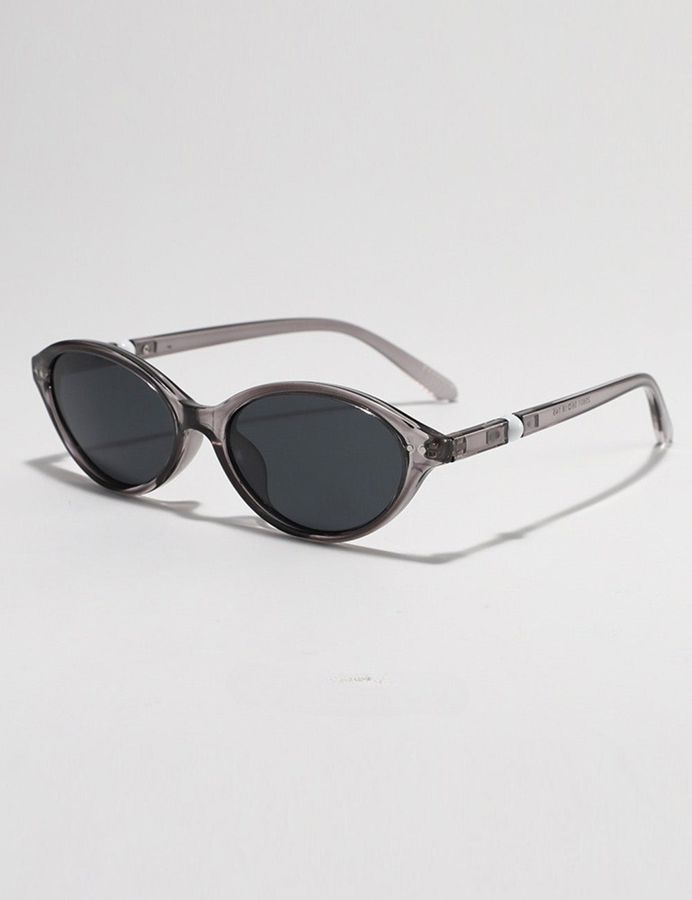 Trendy Oval Frame Sunglasses - DippedShop Wholesale - #3331